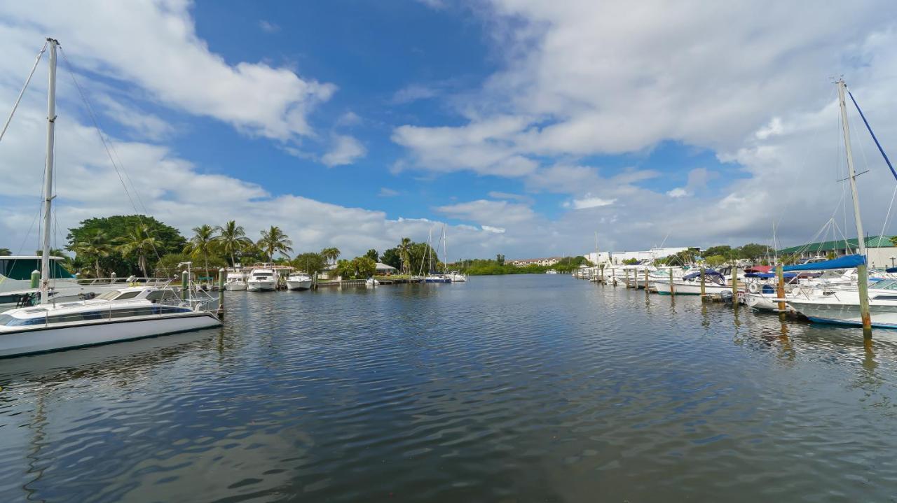Waterfront Room, Heated Pool, Tiki Bar & Grill South Bradenton Exterior foto